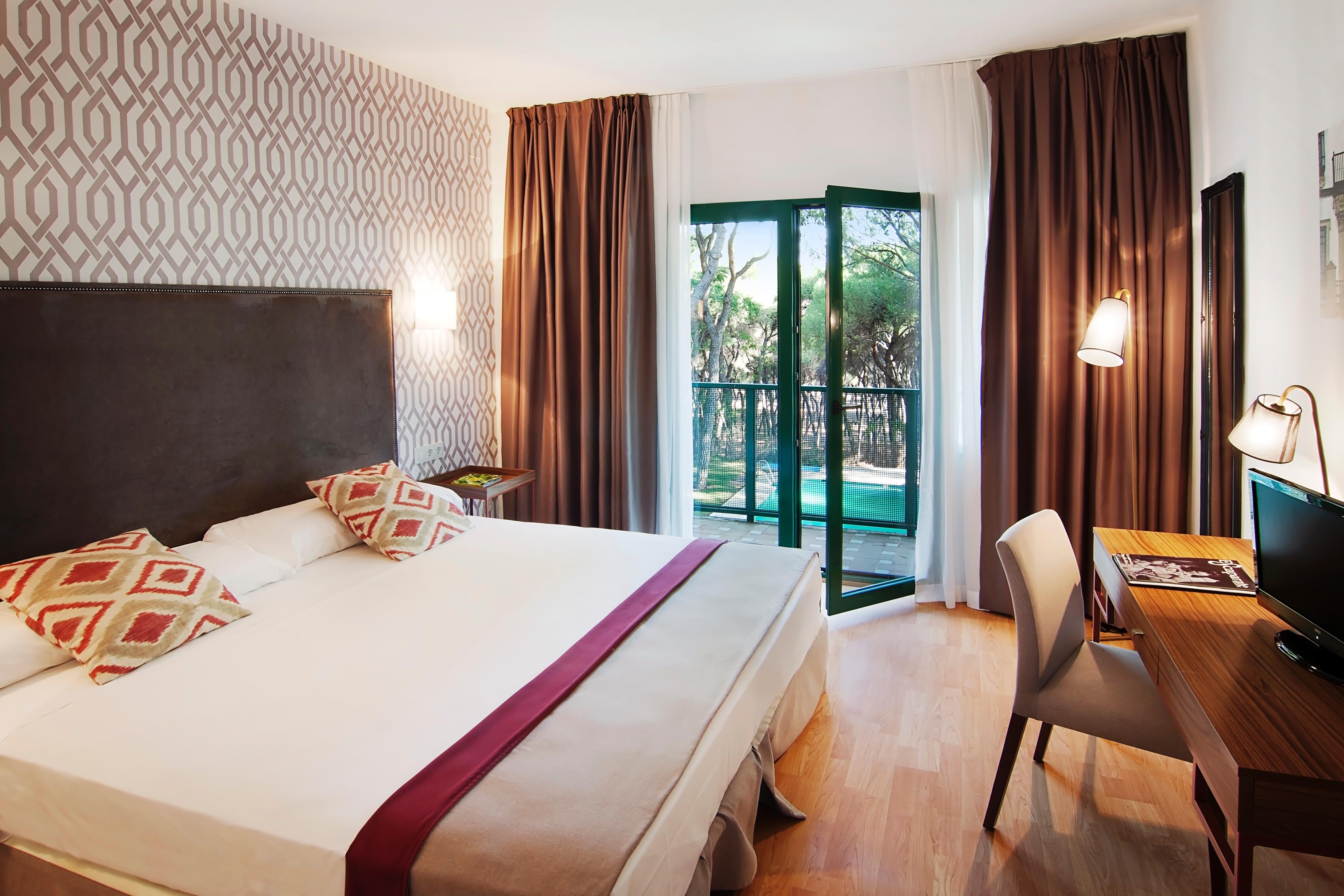 Hotel Oromana Alcala de Guadaira Exterior photo