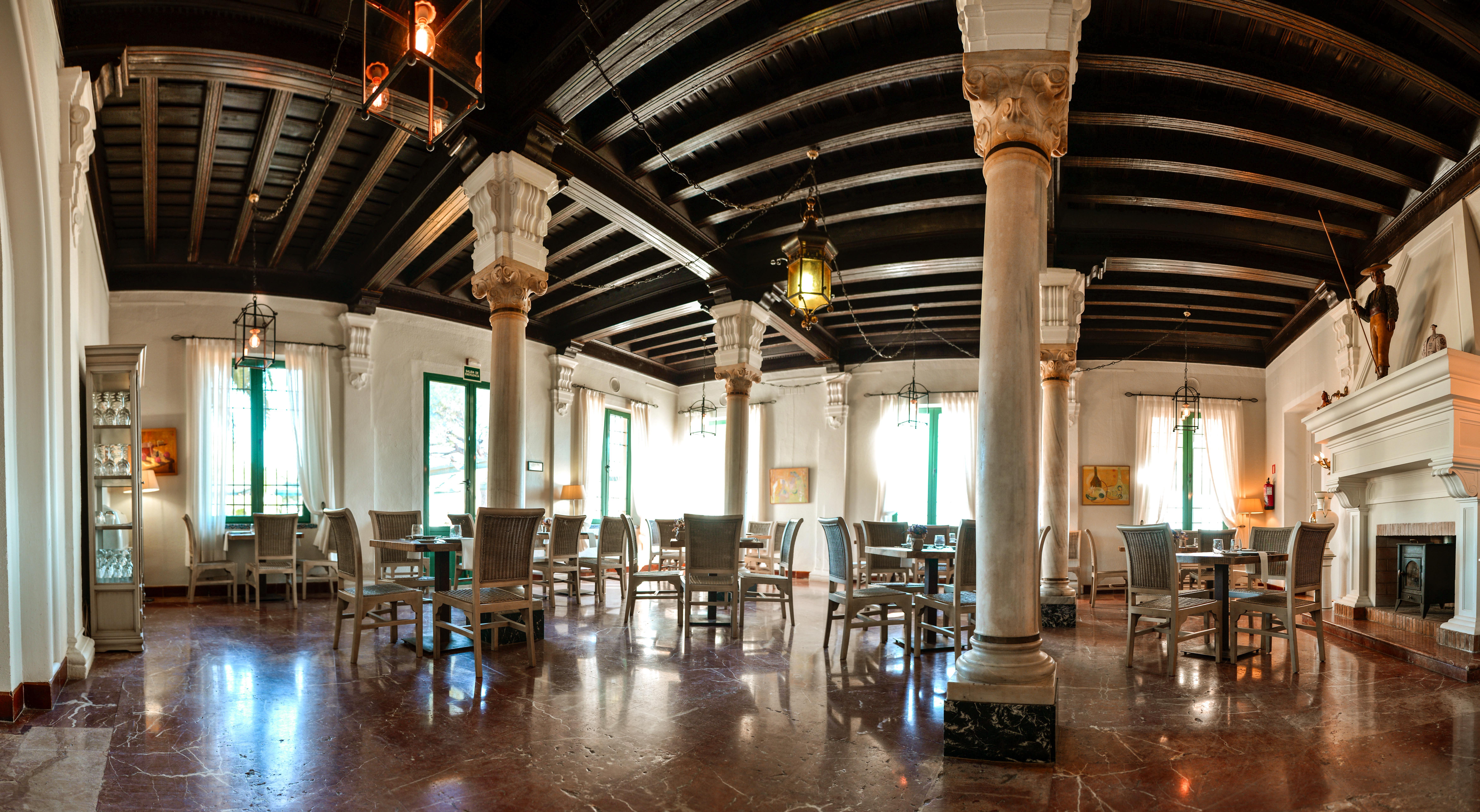 Hotel Oromana Alcala de Guadaira Exterior photo